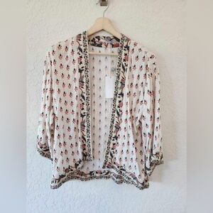 Ateen New with tags boho floral kimono one size